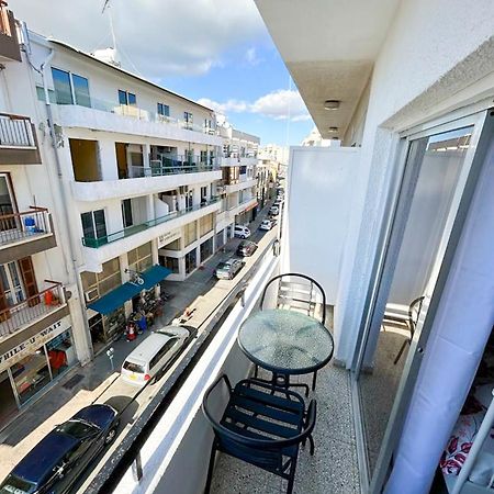 Central Comfort Studio Larnaca Exteriör bild